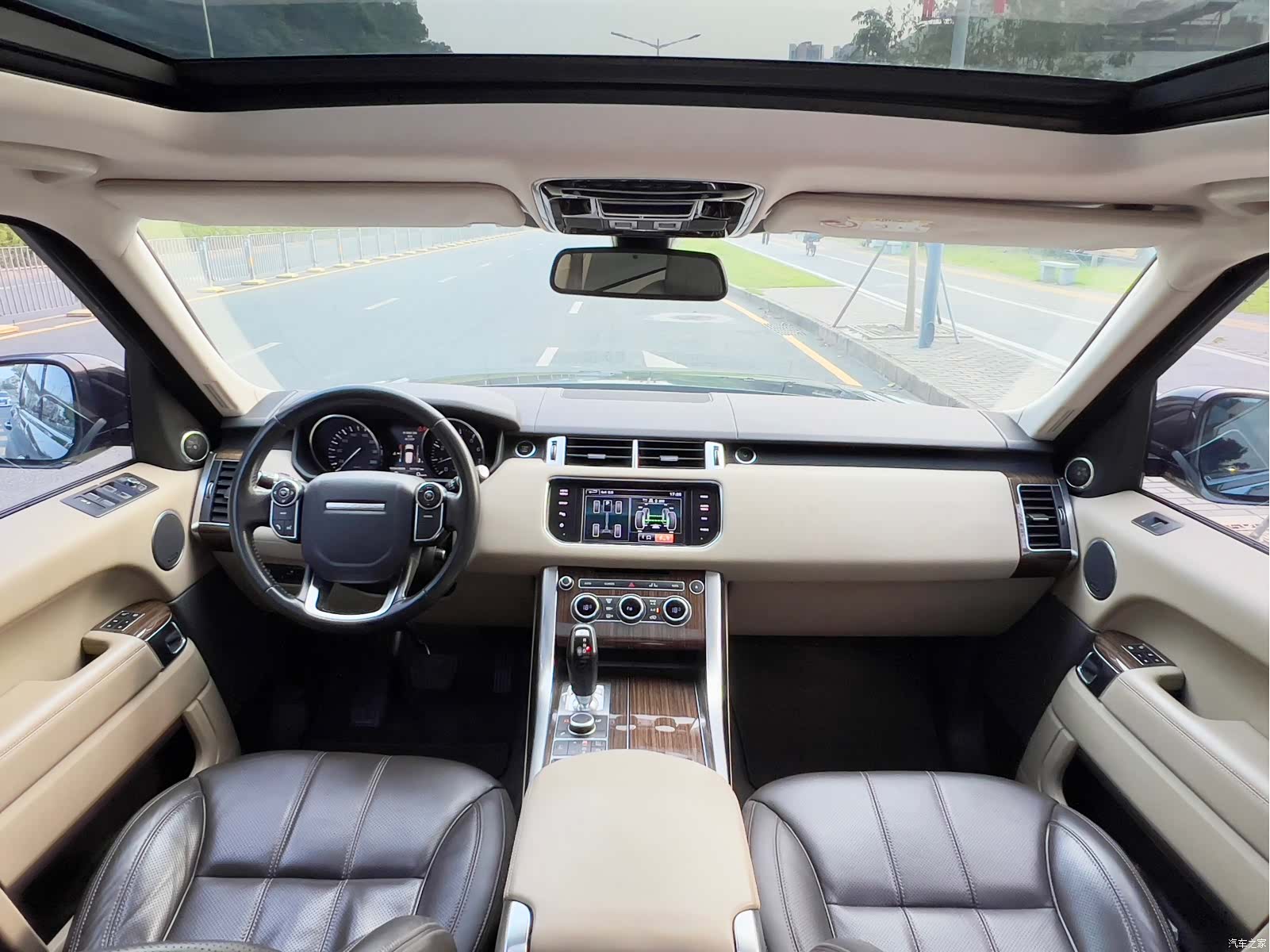 Land Rover Range Rover, 2015 10