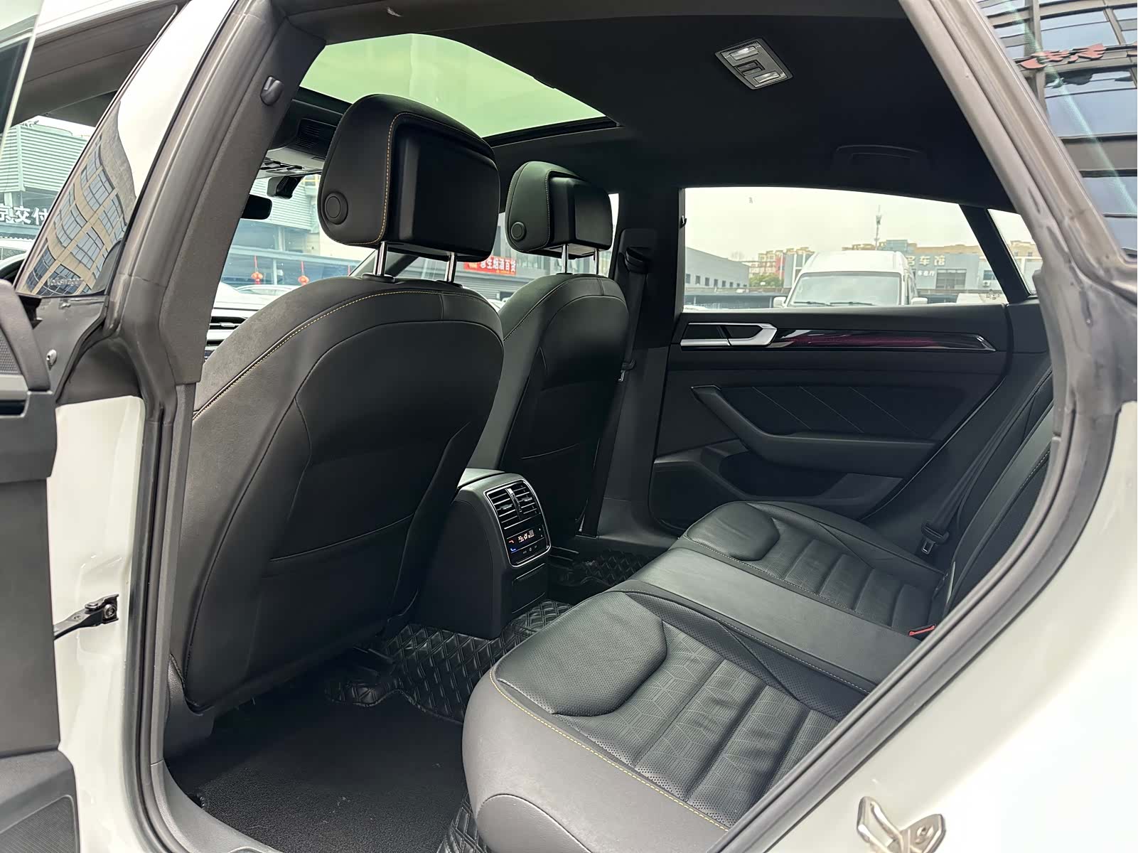 Volkswagen CC, 2024 9