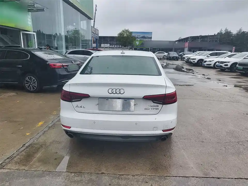 Audi A4L