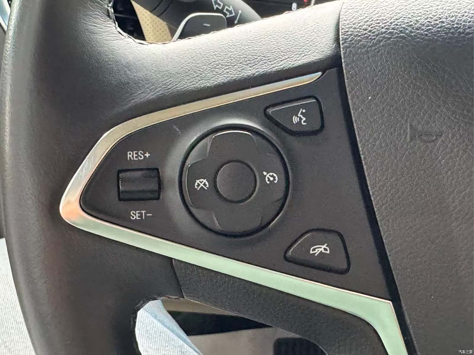 Buick GL8, 2024 6