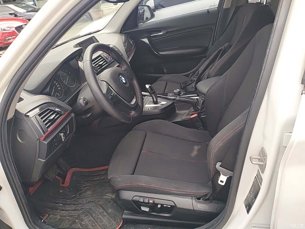 BMW 1 Series, 2015 11