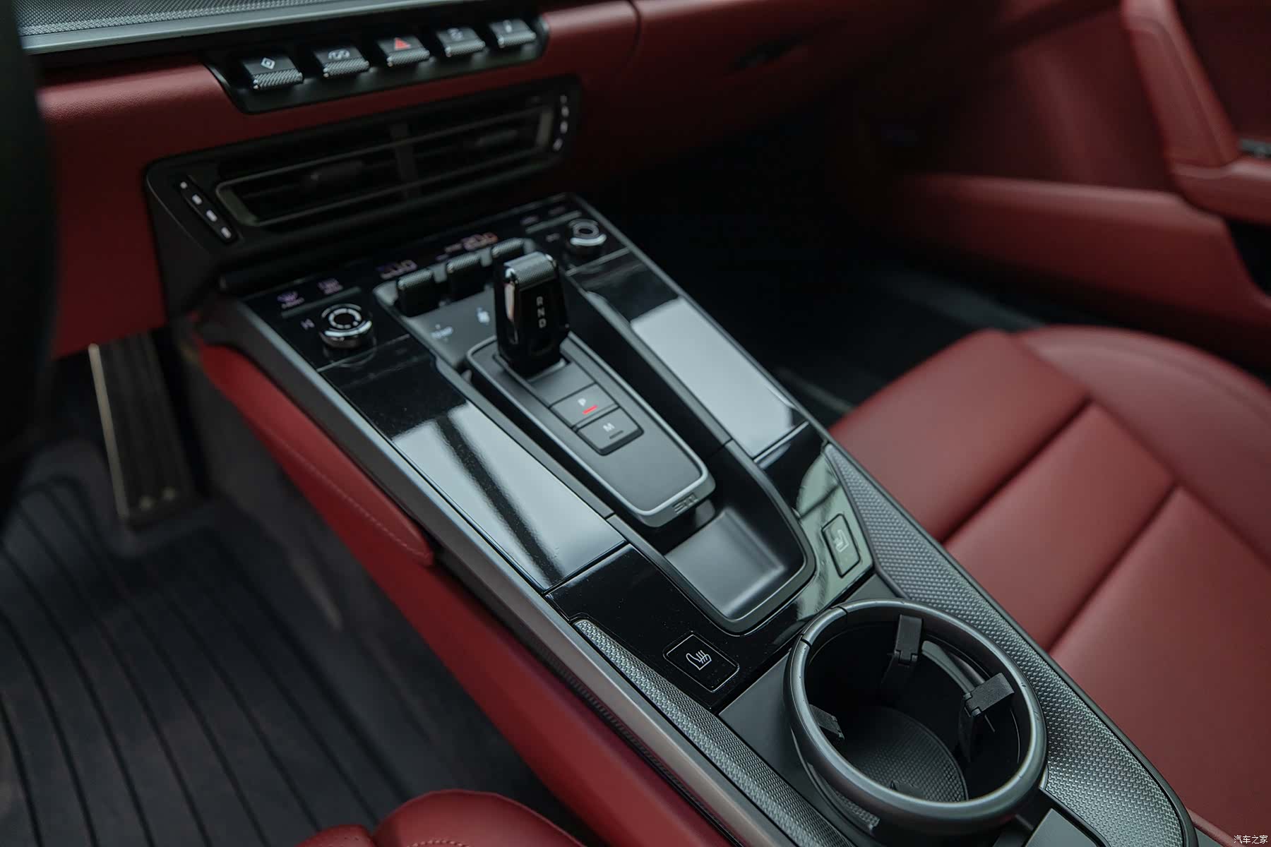 Porsche 911, 2022 17