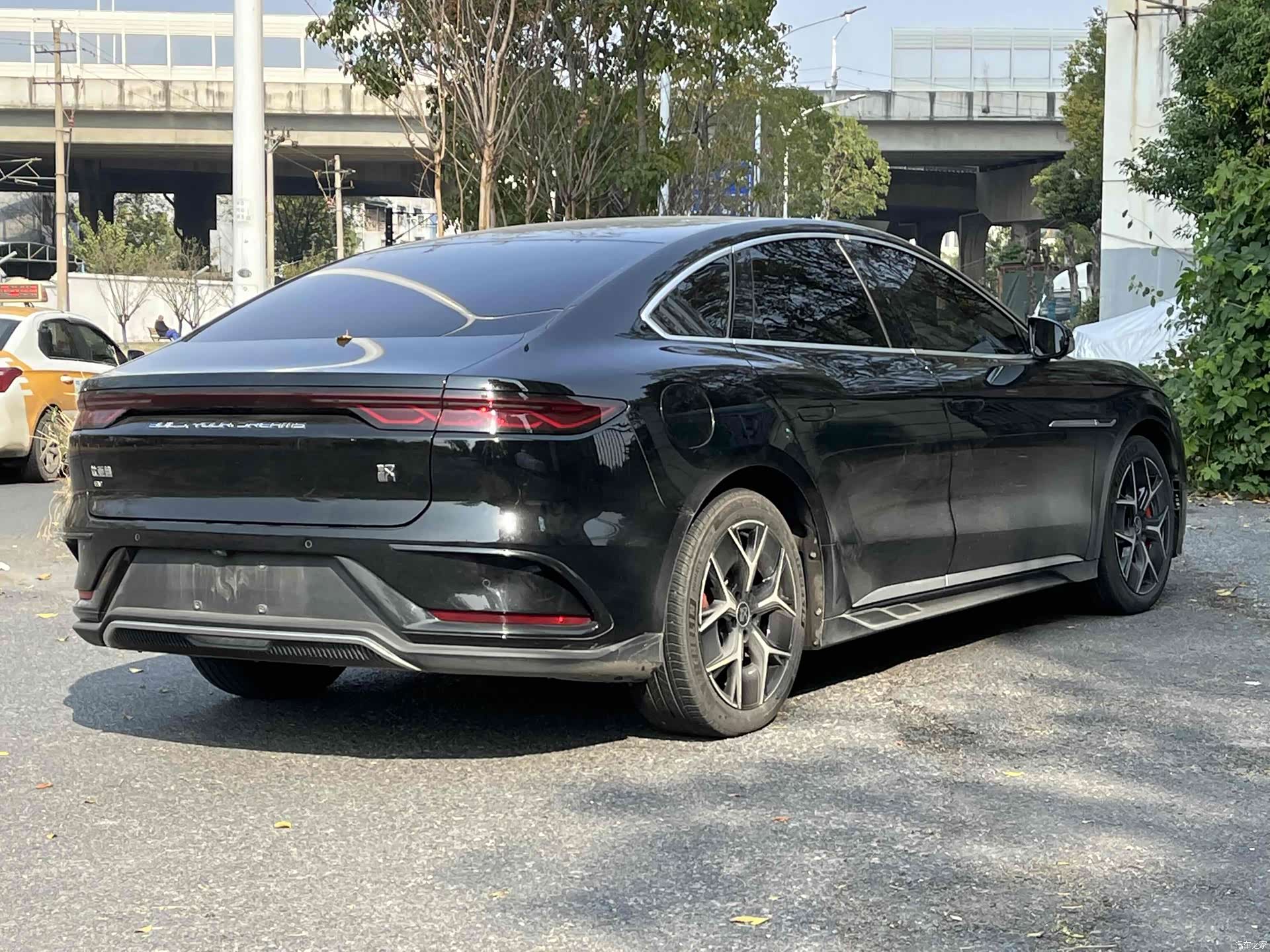 BYD Han, 2024 9