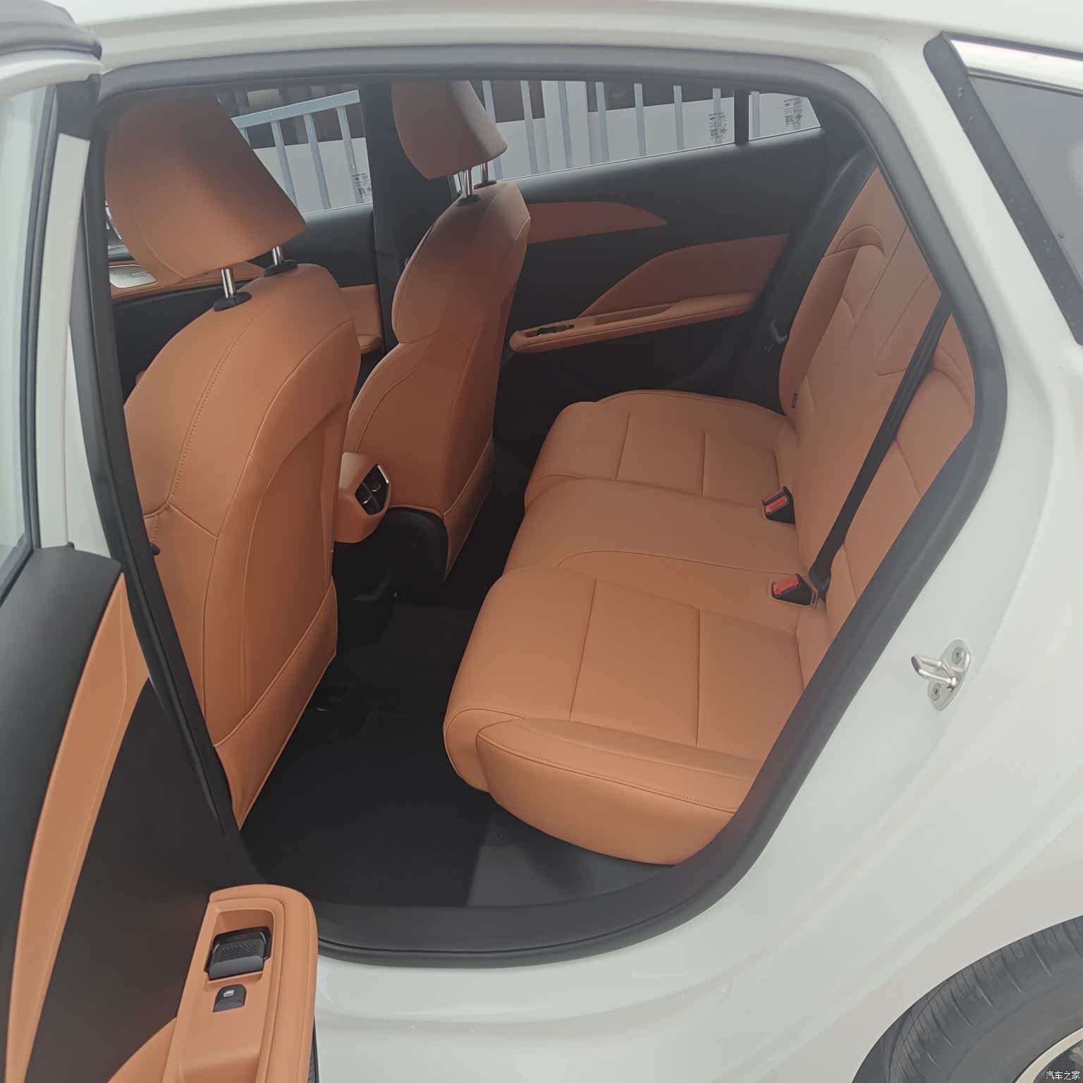 MG MG5, 2026 8