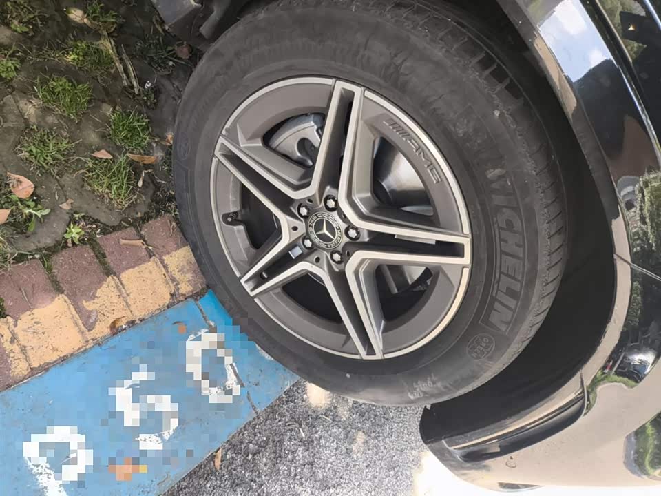 Mercedes-Benz GLE Mercedes-Benz GLE