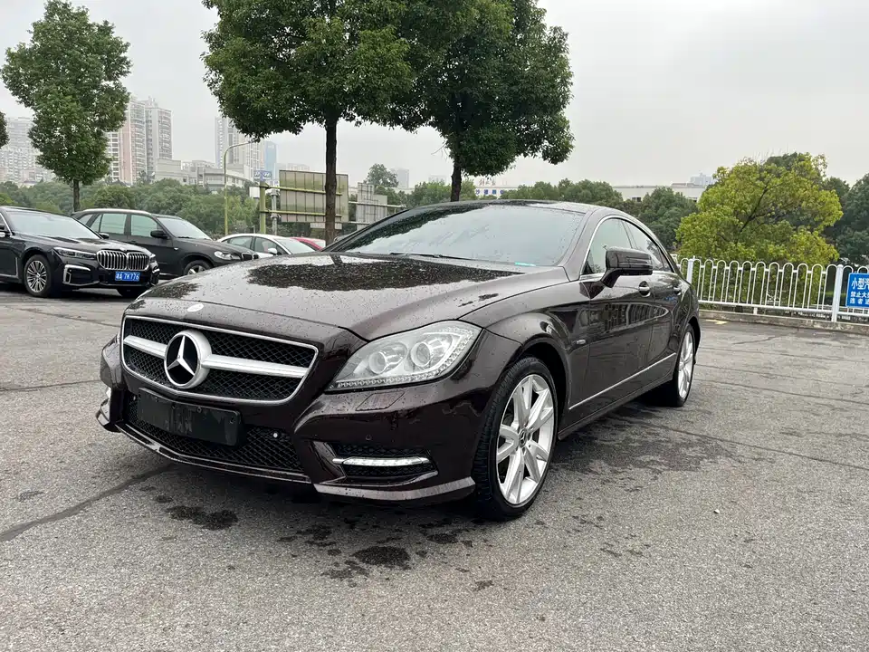 Mercedes-Benz CLS