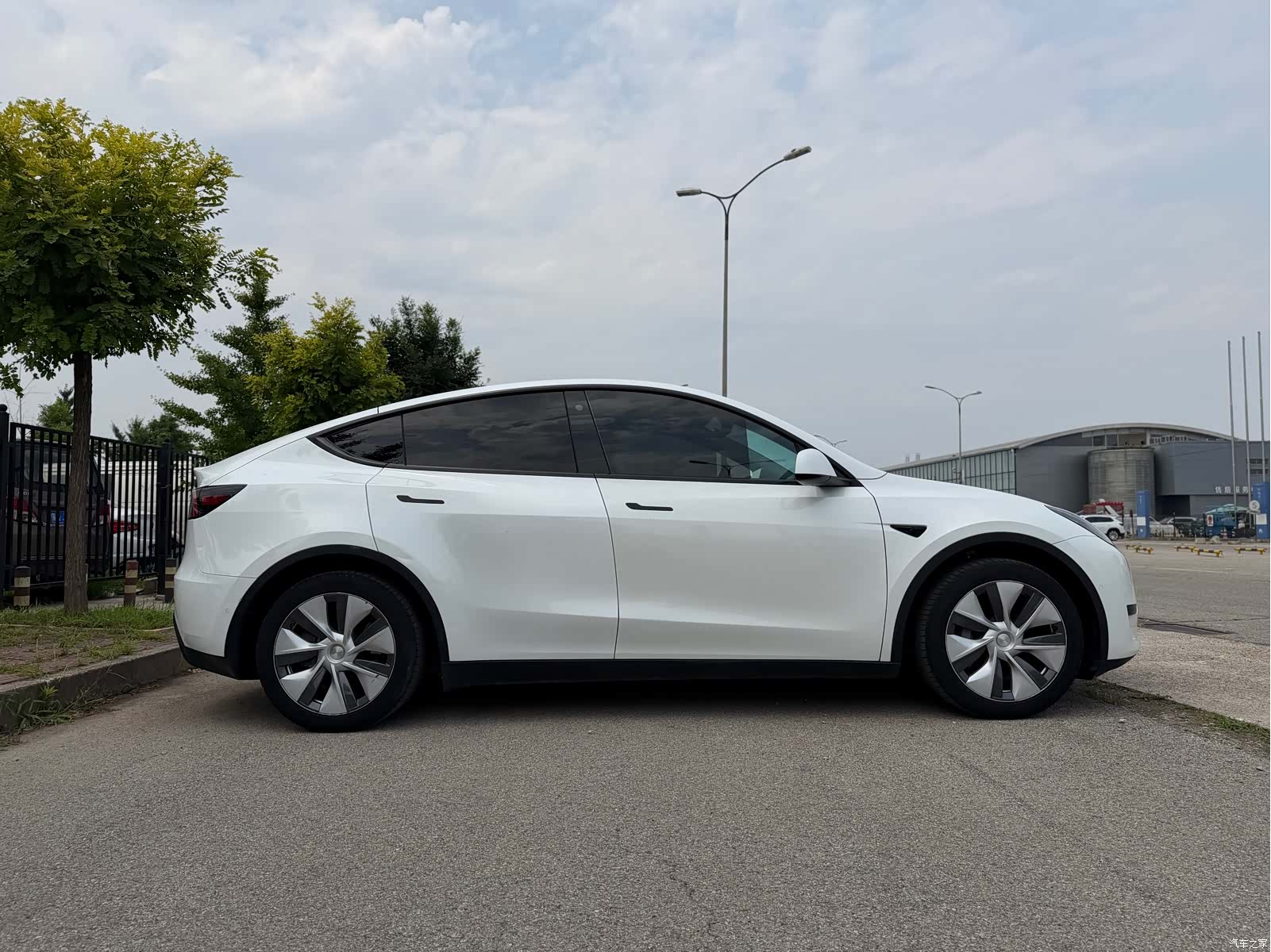 Tesla Model Y, 2022 9