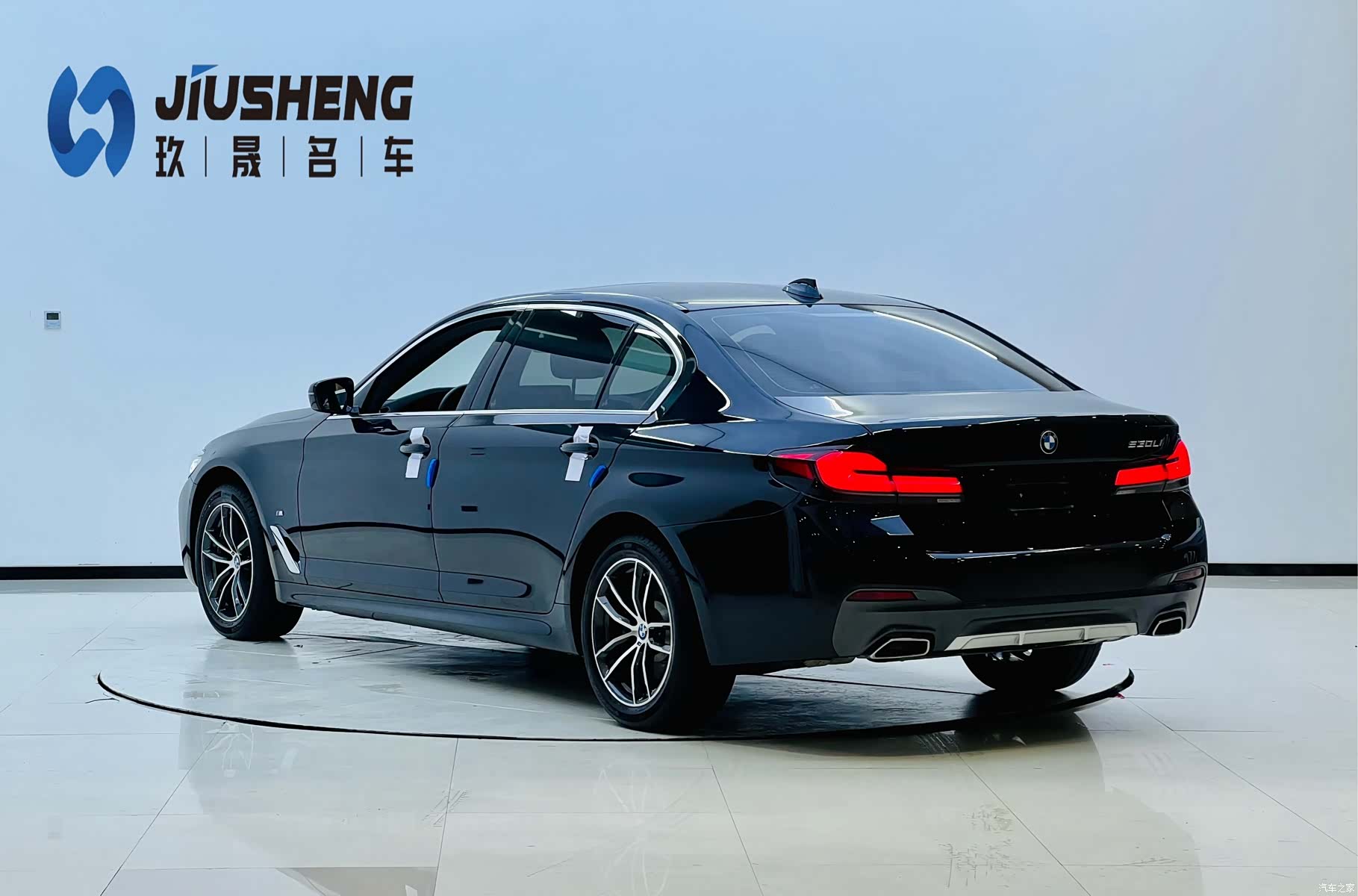 BMW 5 Series, 2023 3