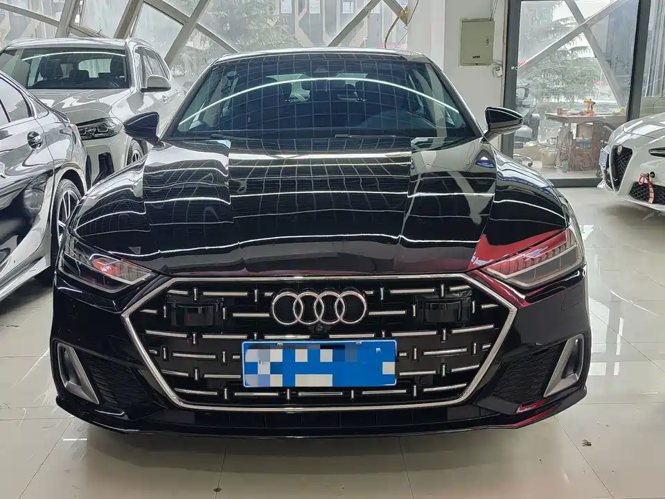 Audi A7L
