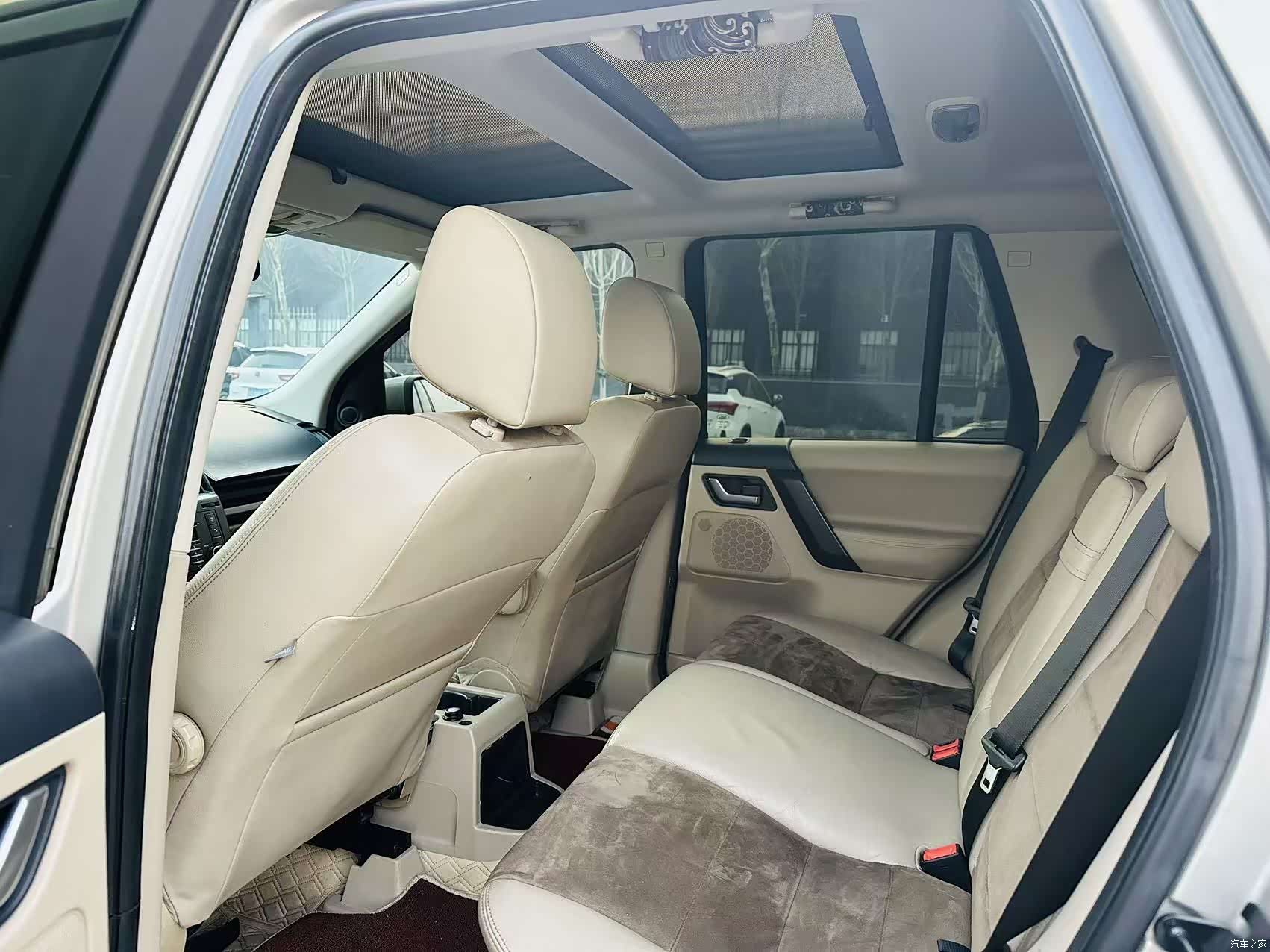 Land Rover i6, 2011 6