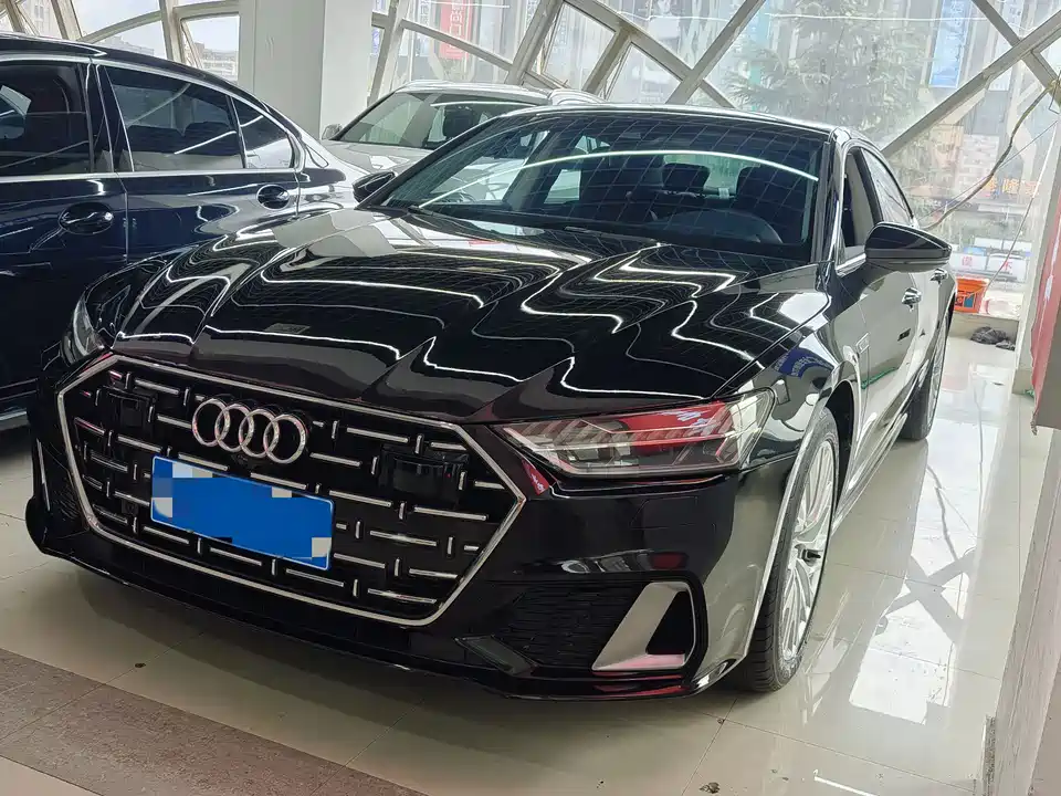 Audi A7L