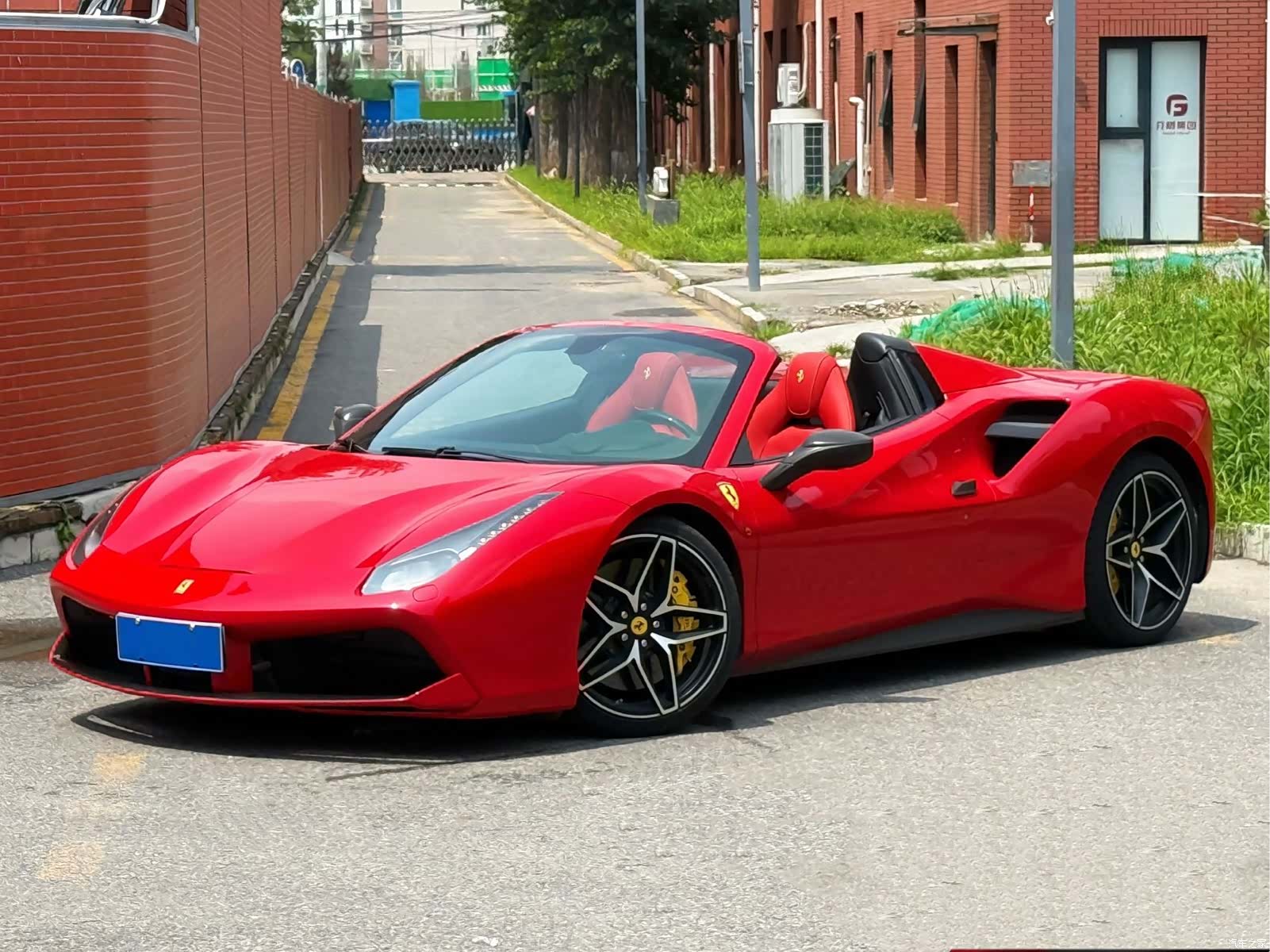 Ferrari 488, 2019 3