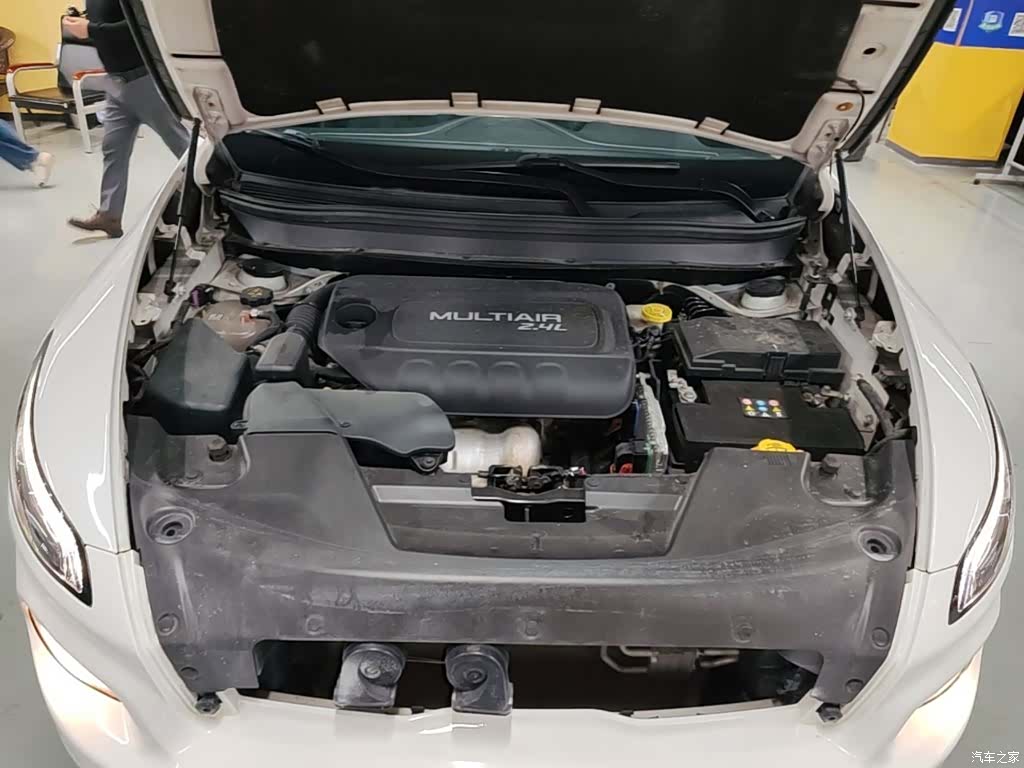 Jeep Cherokee, 2017 16