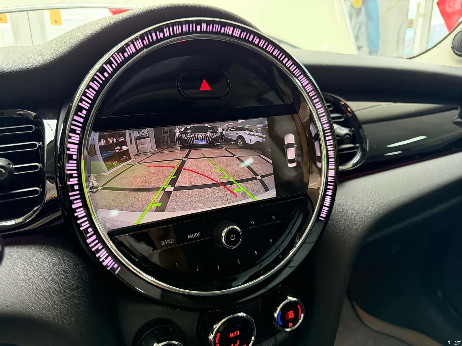 Mini Cooper, 2021 33