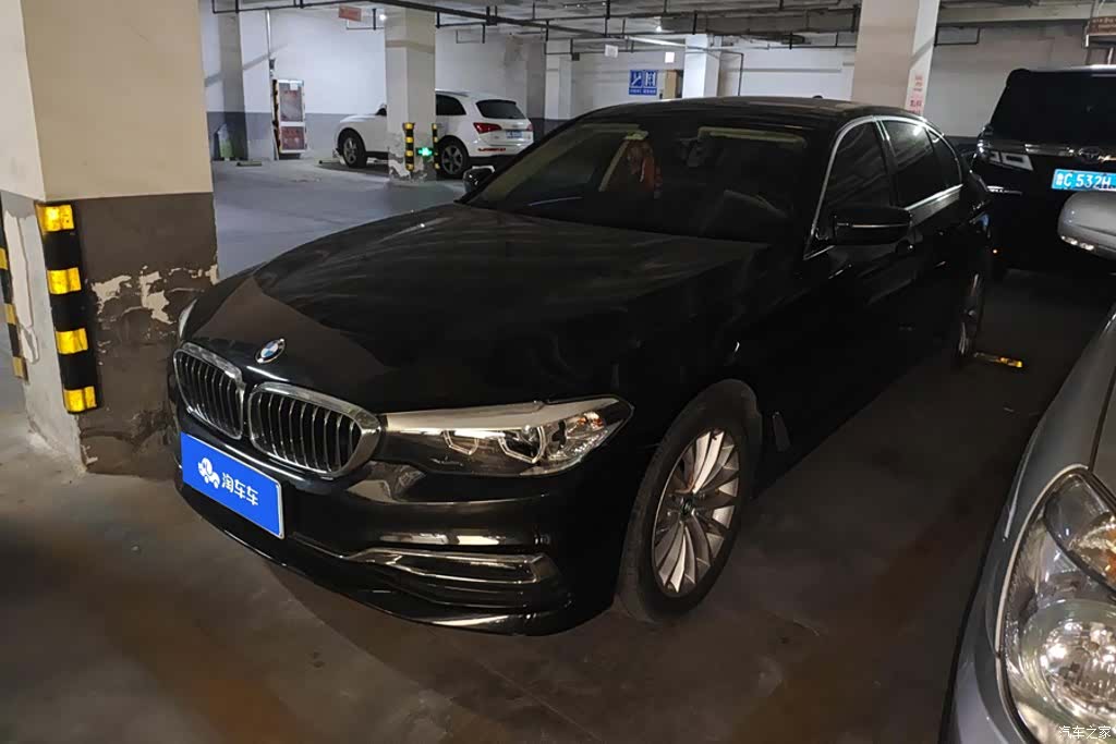 BMW 5 Series, 2019 1
