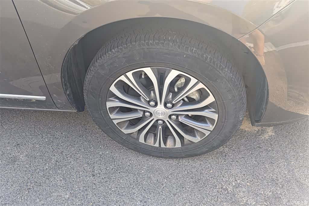 Buick GL8, 2021 6