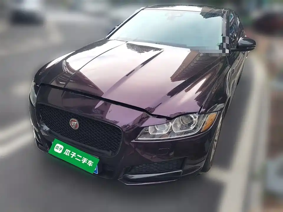 Jaguar XF