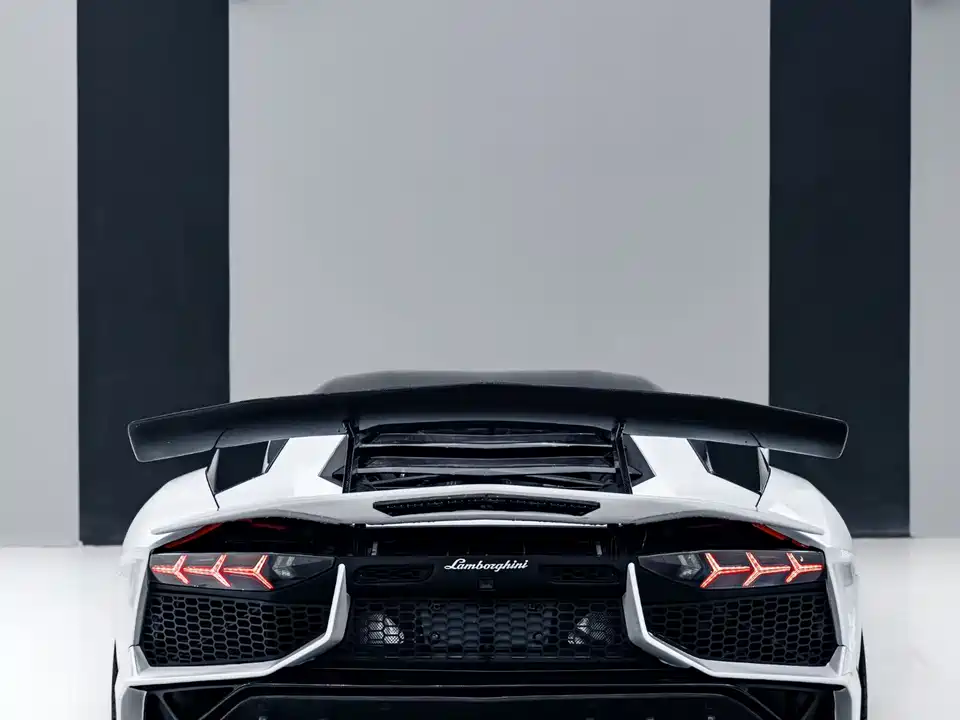 Lamborghini Aventador