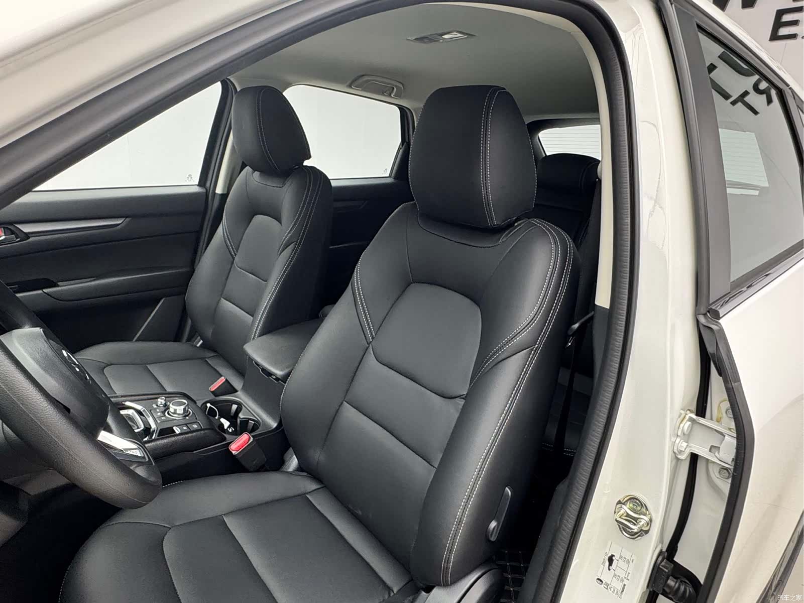 Mazda CX-5, 2025 10