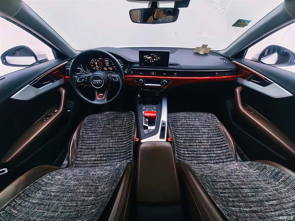 Audi A4L, 2018 11
