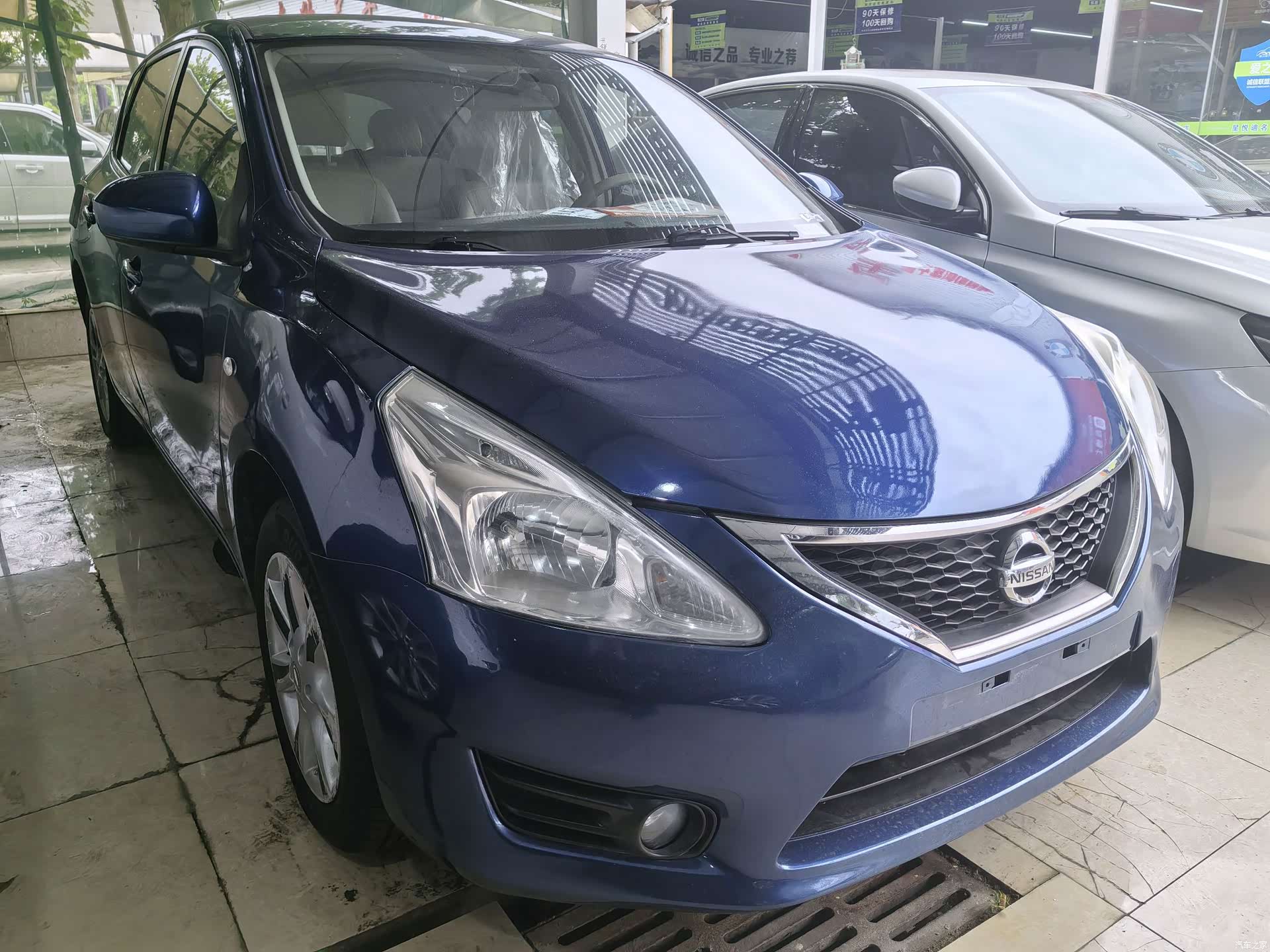 Nissan Tiida, 2012 1