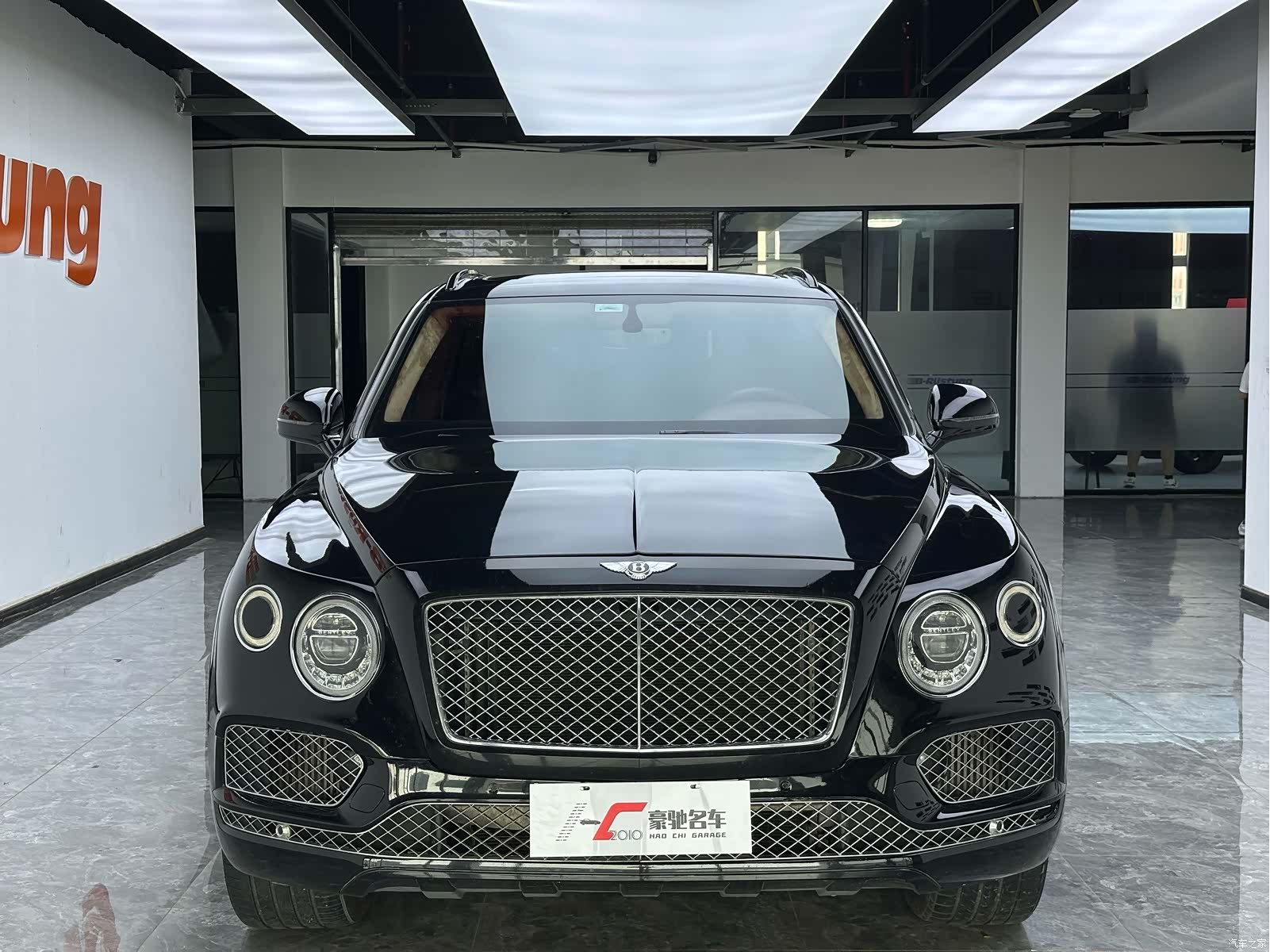 Bentley Bentayga, 2018 3