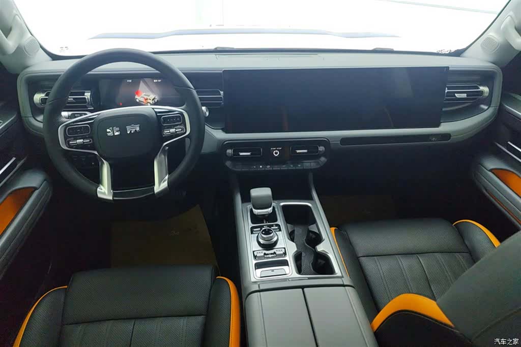 BAIC BJ40, 2025 12