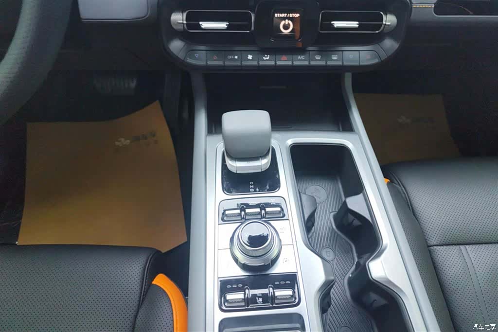 BAIC BJ40, 2025 16