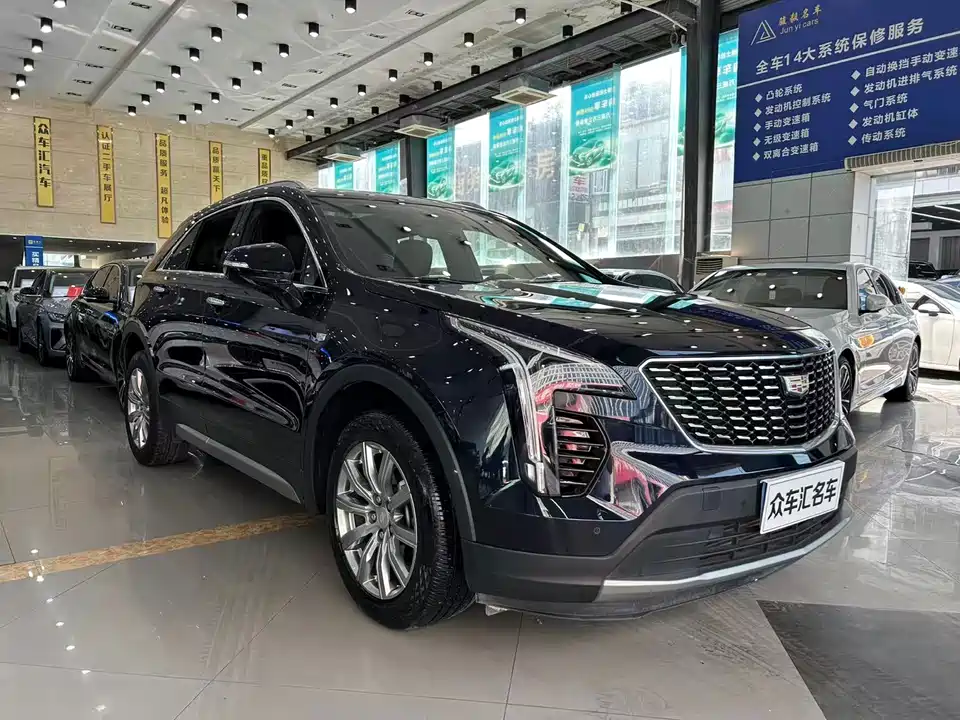 Cadillac XT4