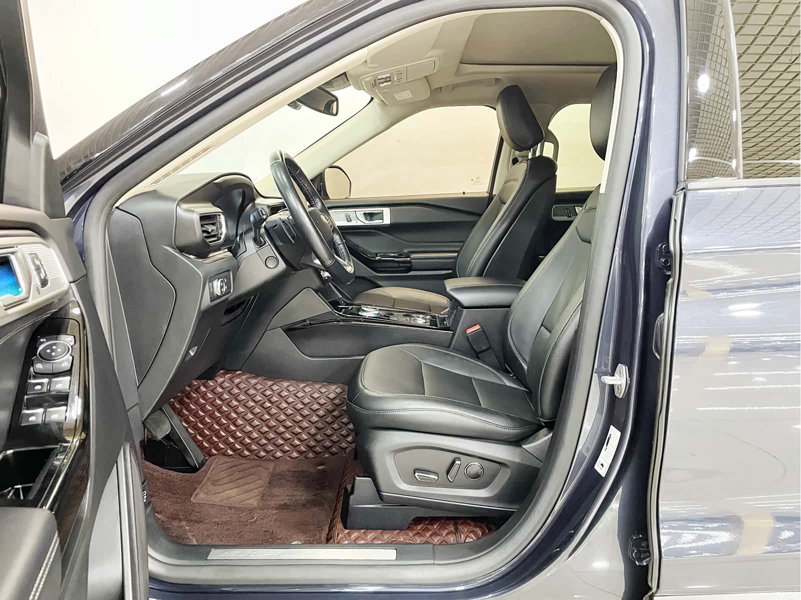 Ford Explorer, 2021 15