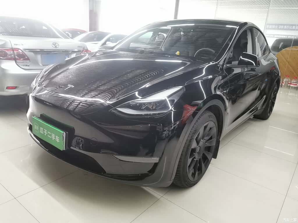 Tesla Model Y, 2021 2