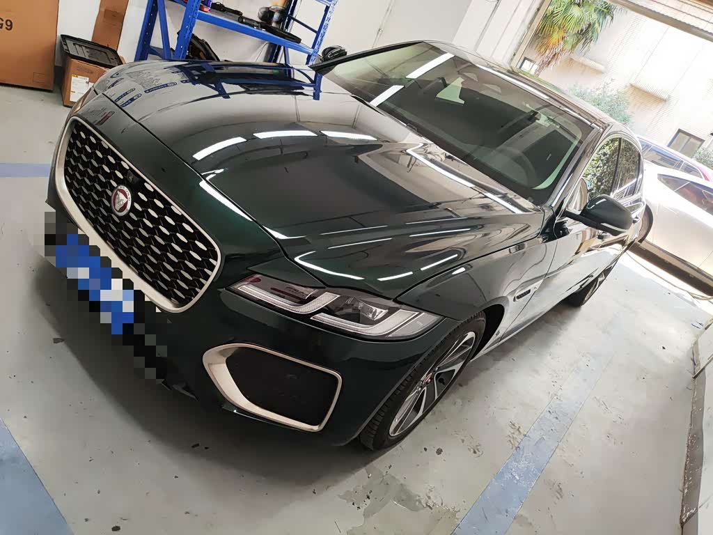 Jaguar XFL