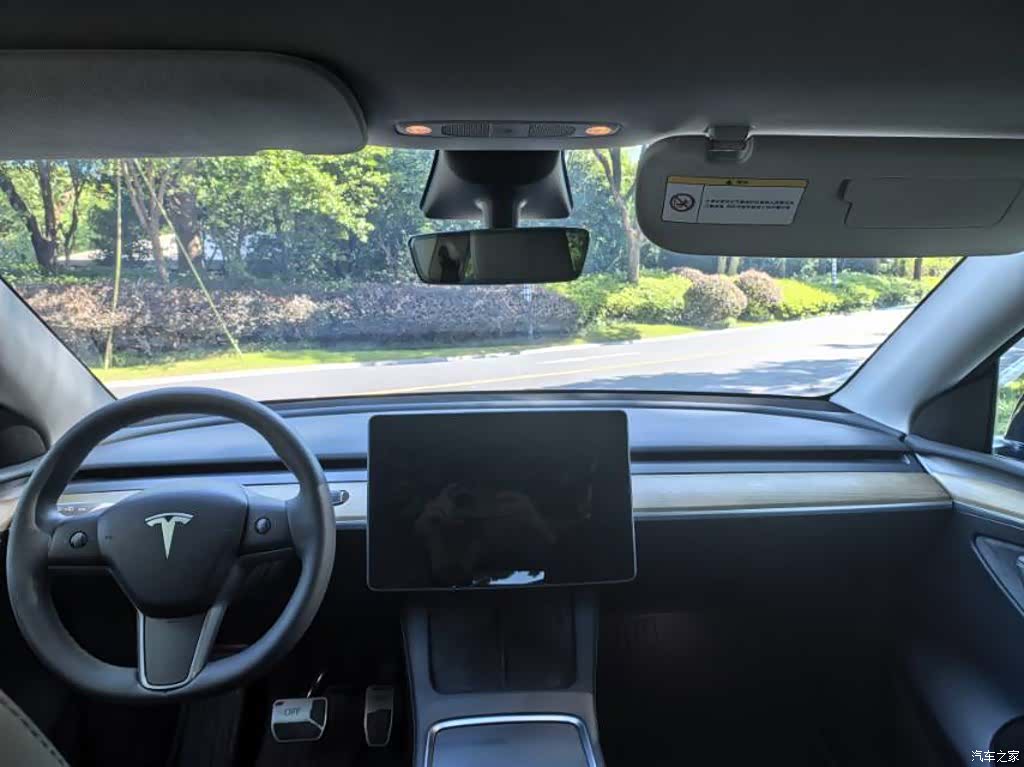 Tesla Model Y, 2022 9