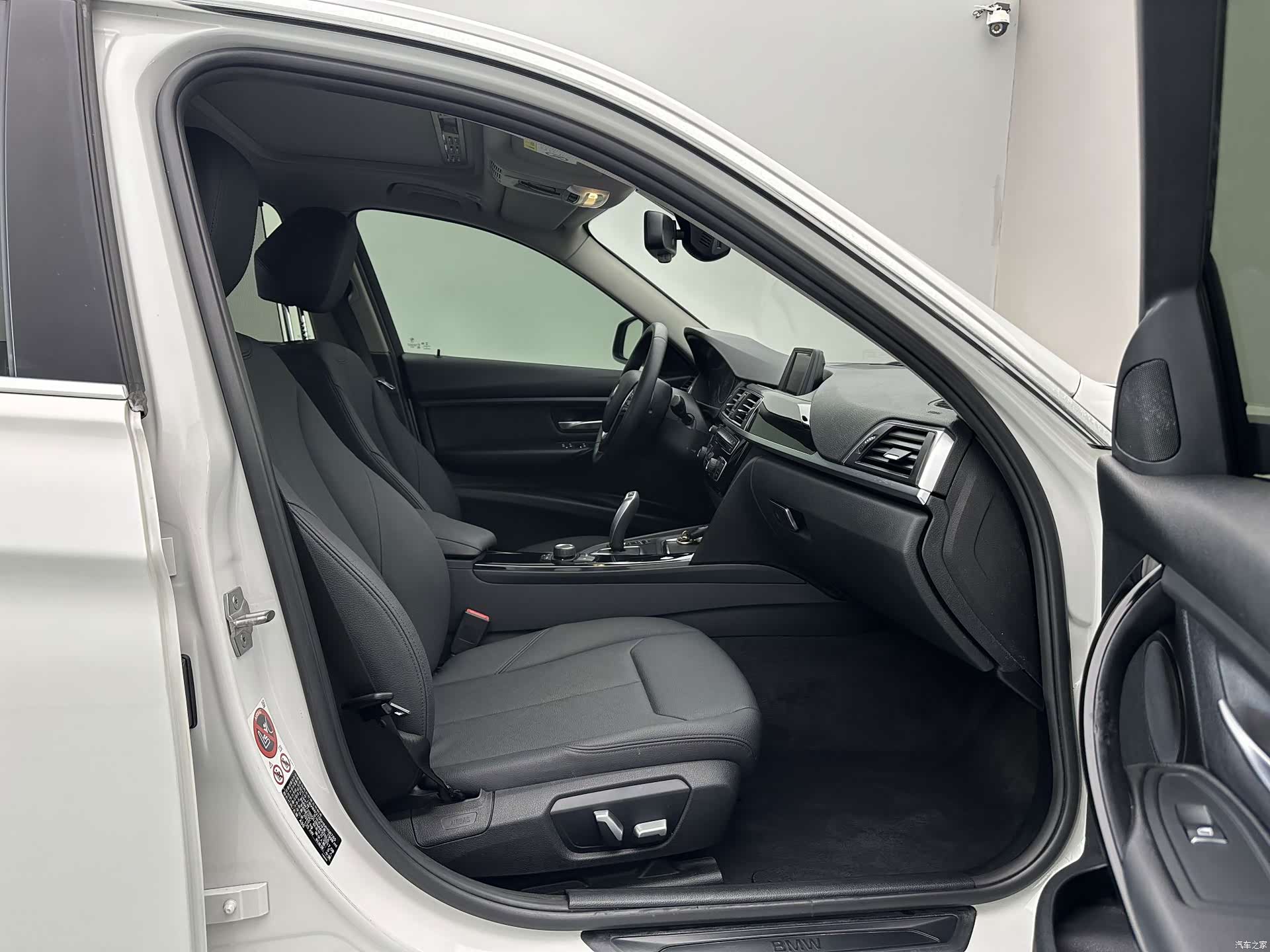 BMW 3 Series, 2017 11