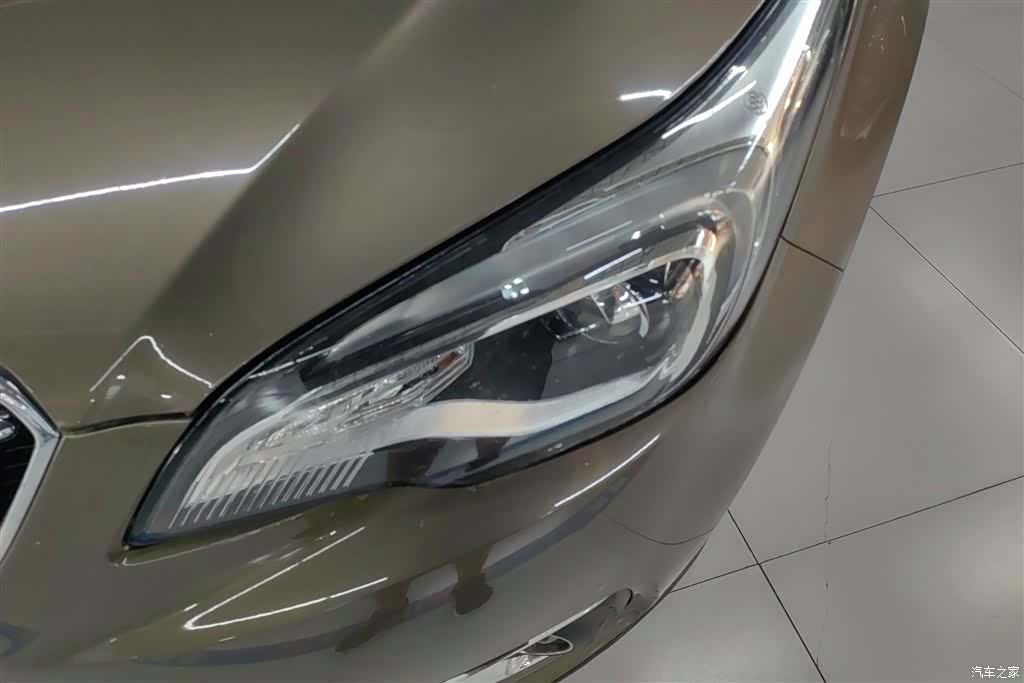 Buick Envision Plus, 2019 все фото