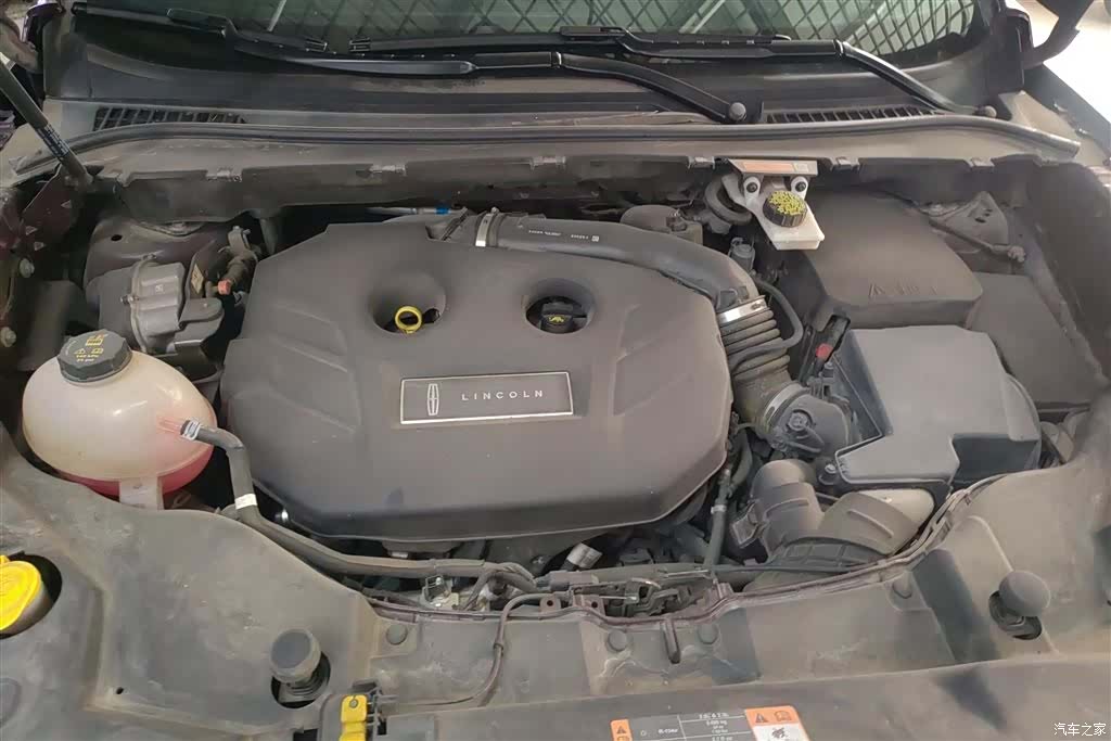 Lincoln MKC, 2019 10