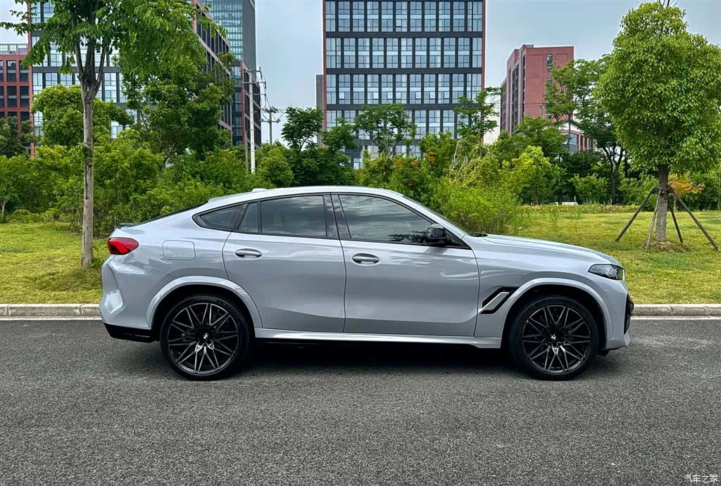 BMW X6, 2024 4