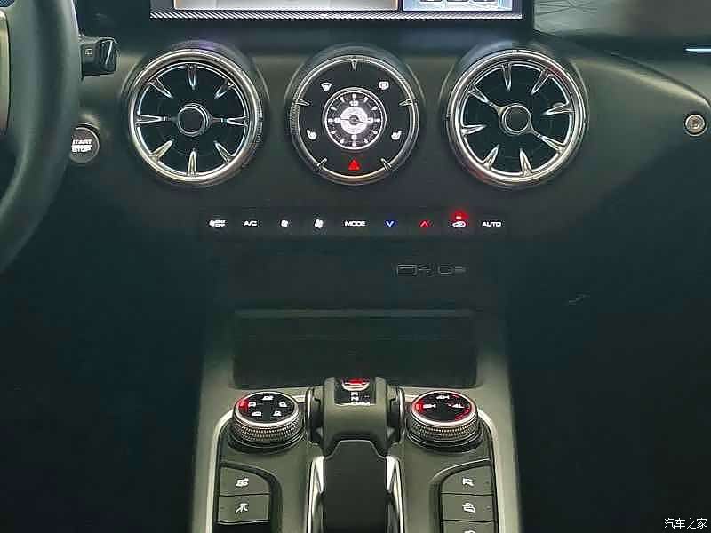 Tank 300, 2024 14