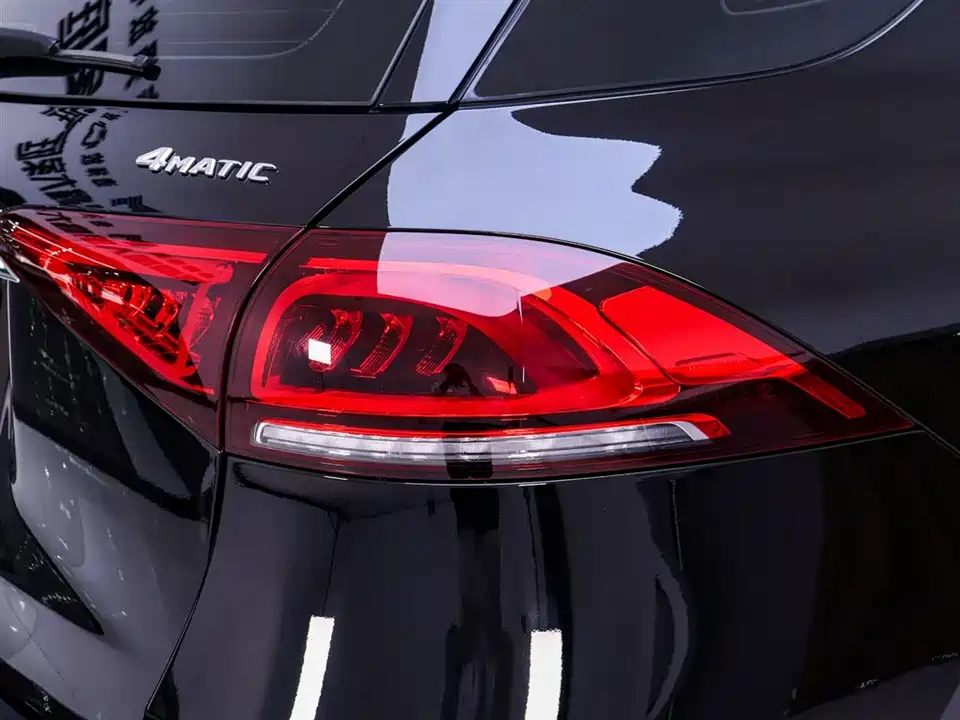 Mercedes-Benz GLE Mercedes-Benz GLE