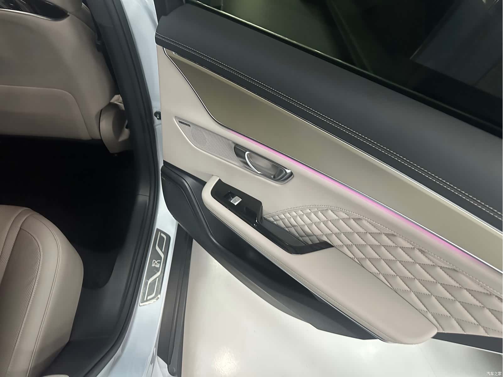 BYD Han, 2024 14