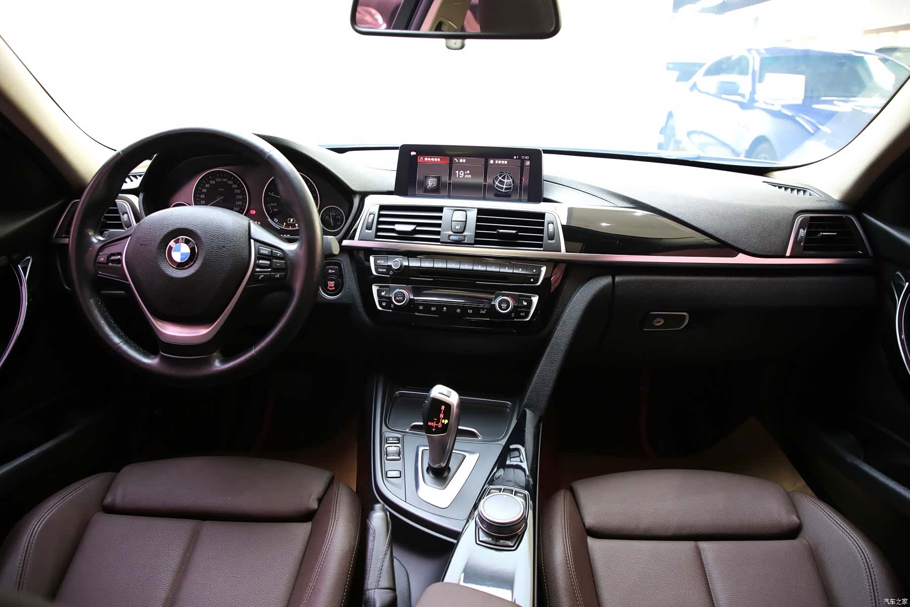 BMW 3 Series, 2018 9