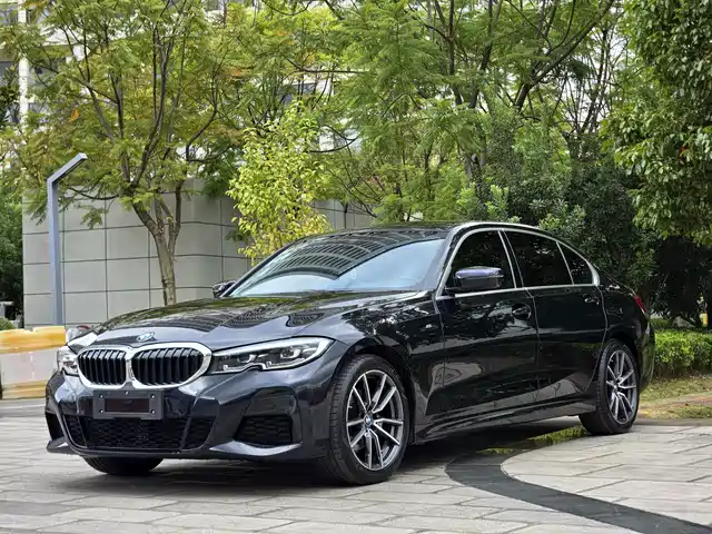 BMW 3 Series 2021 — купить из Китая под заказ