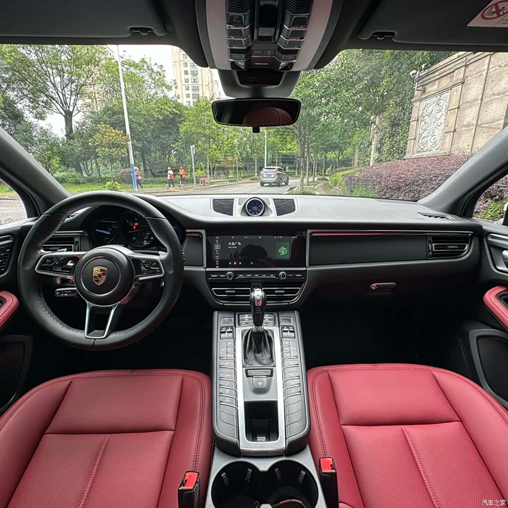 Porsche Macan, 2020 4