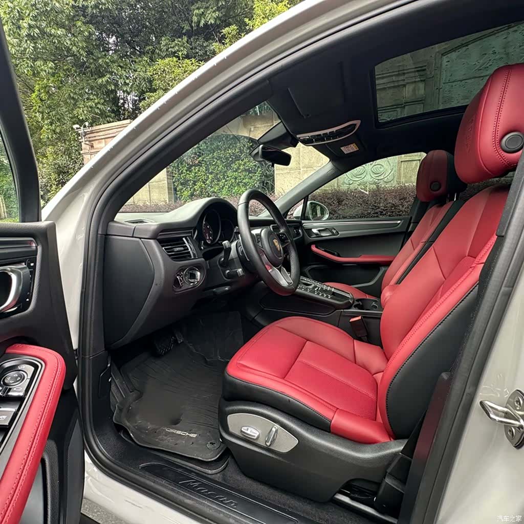 Porsche Macan, 2020 10