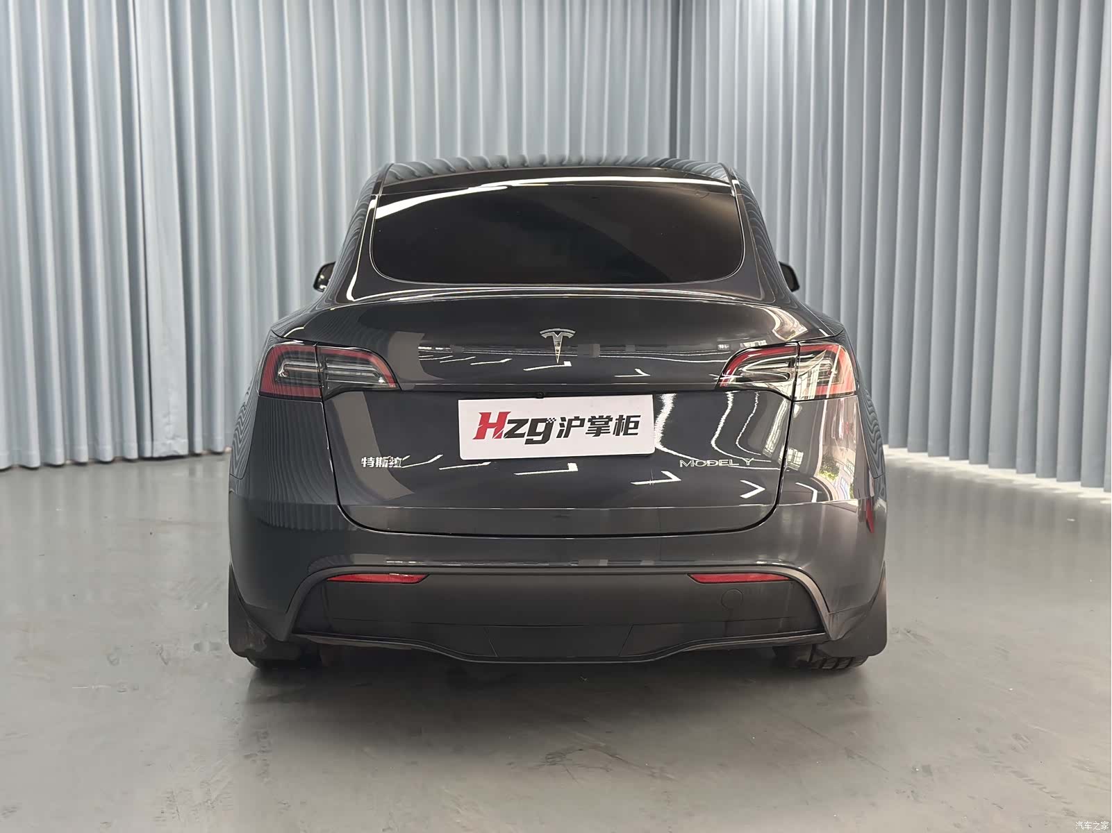 Tesla Model Y, 2024 8