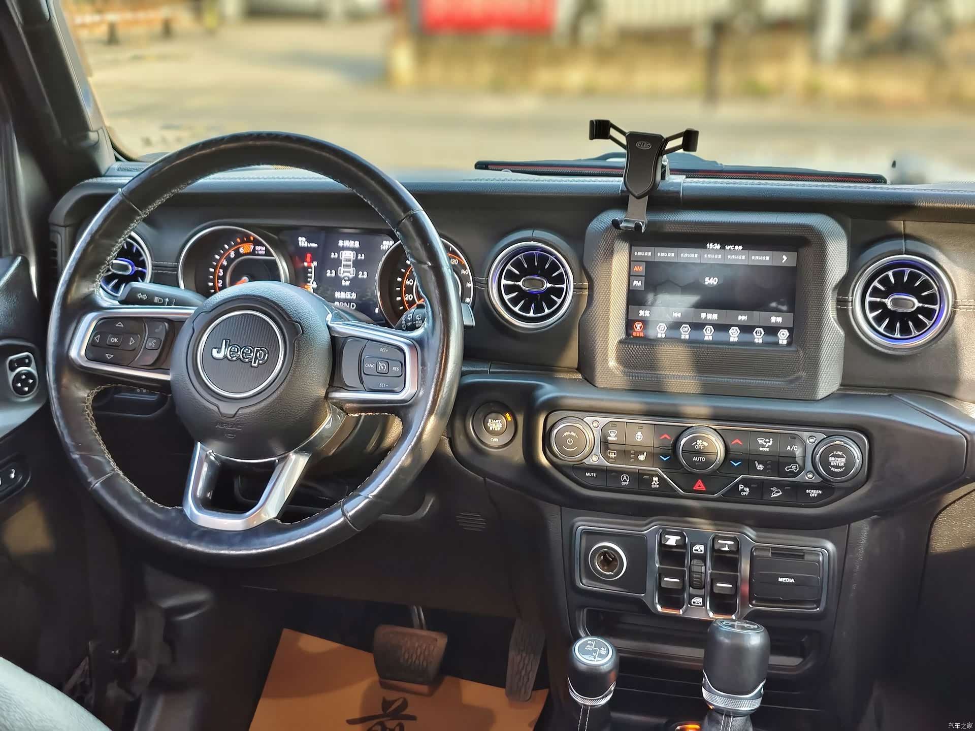 Jeep Wrangler, 2019 10