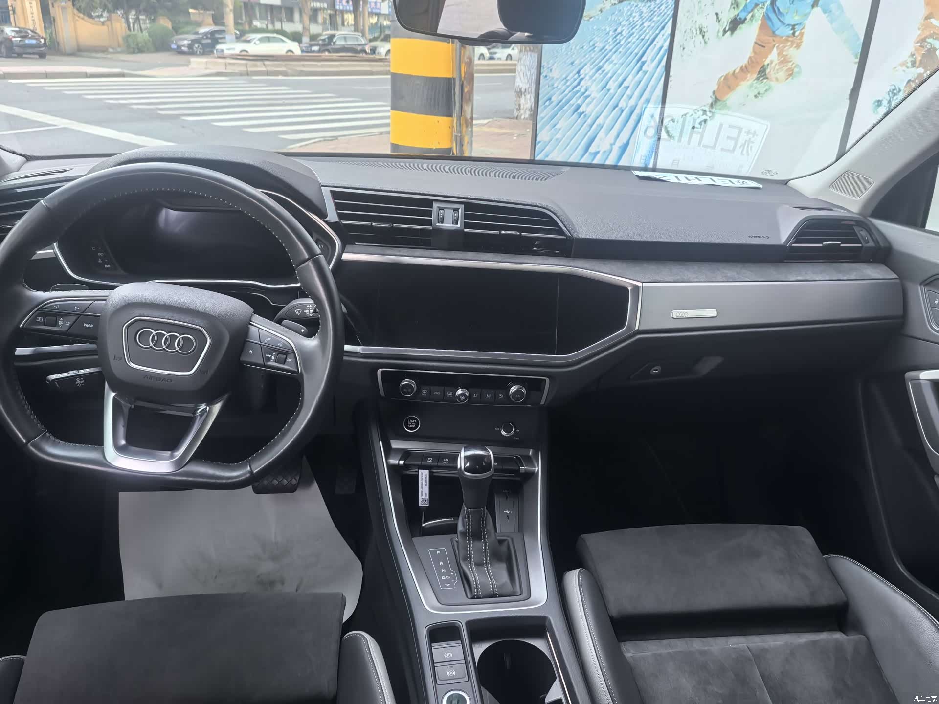 Audi Q3, 2022 9