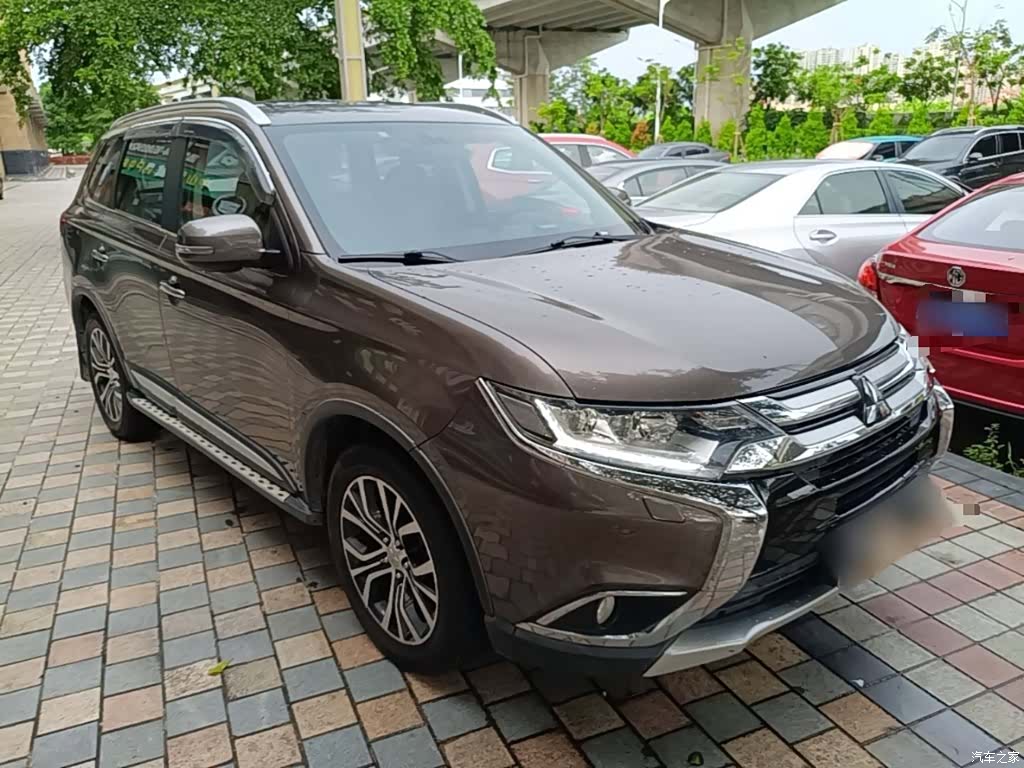 Mitsubishi Outlander, 2017 4