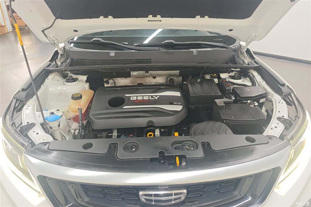 Geely X6, 2020 10