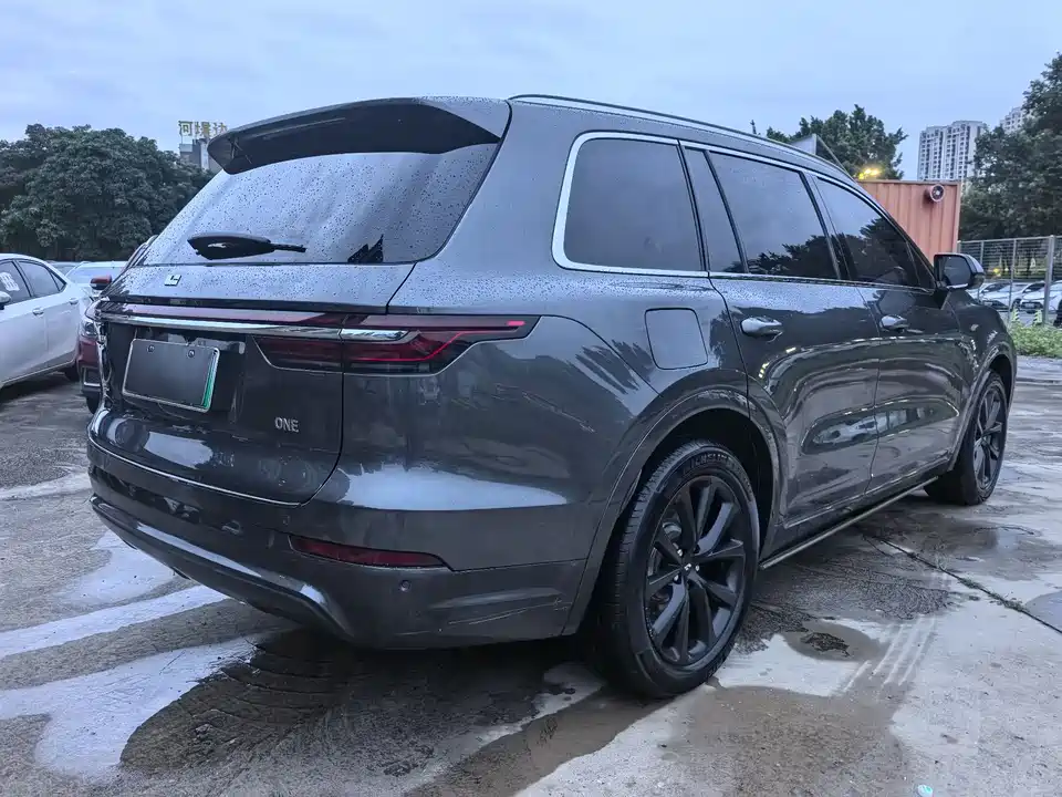 Li Auto Ideal ONE